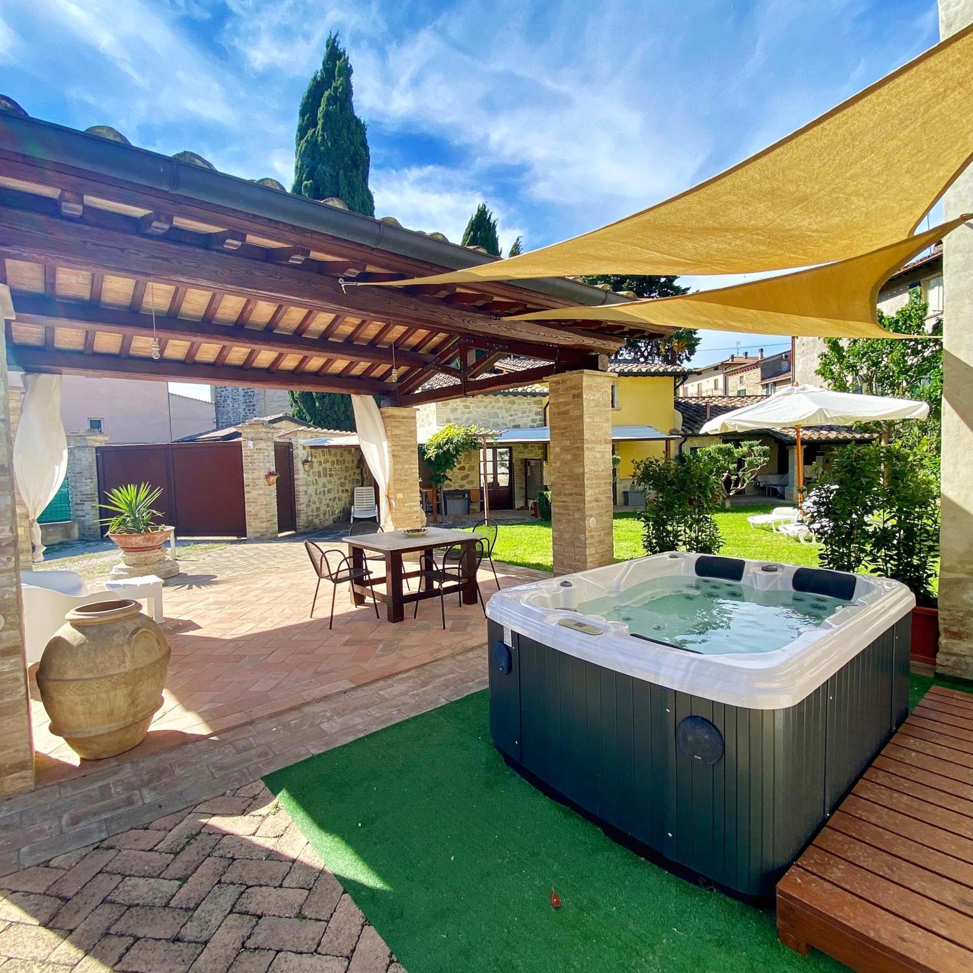Il Cortile Delle Rose Holiday House Перуджа Экстерьер фото