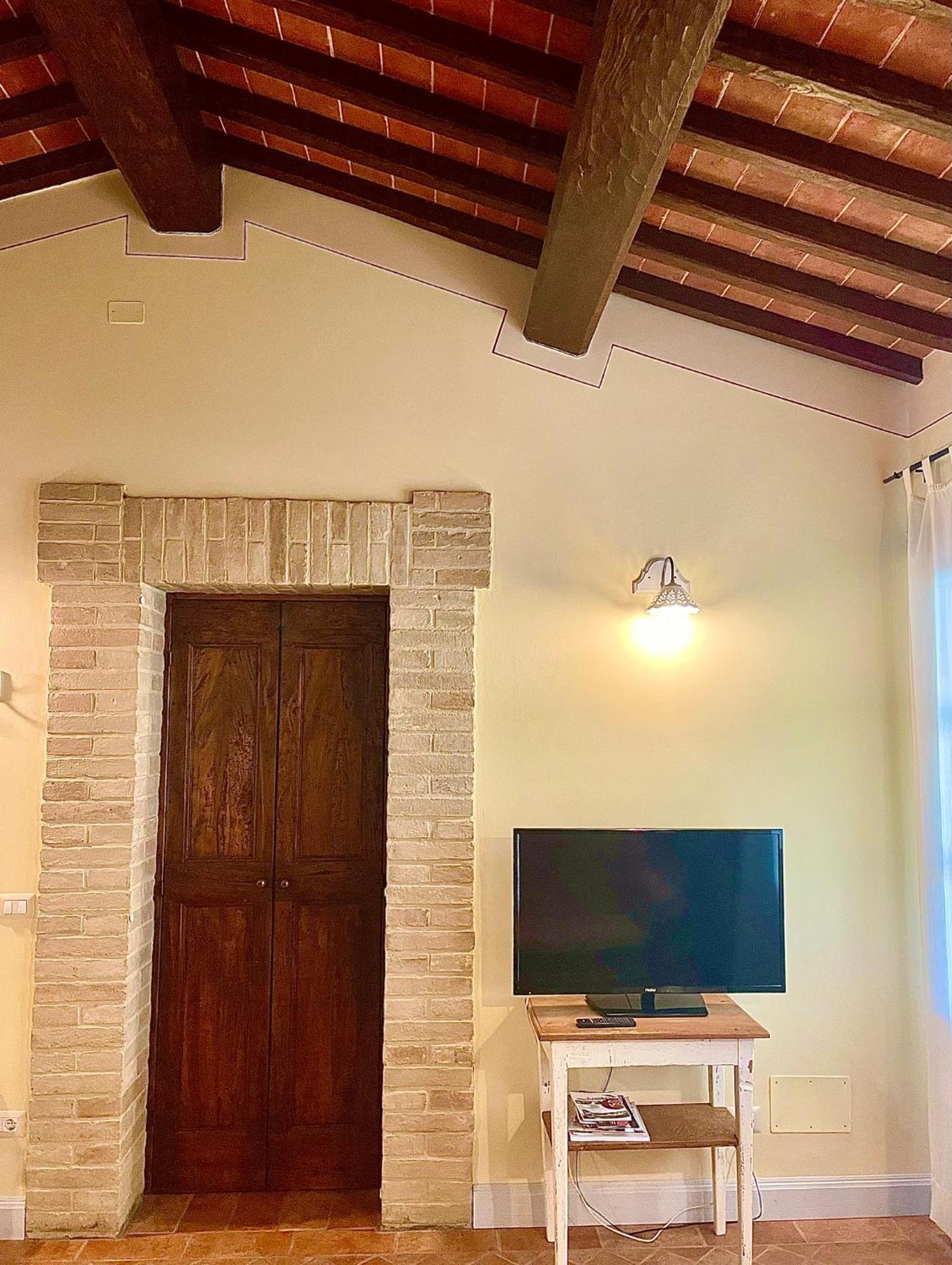 Il Cortile Delle Rose Holiday House Перуджа Экстерьер фото