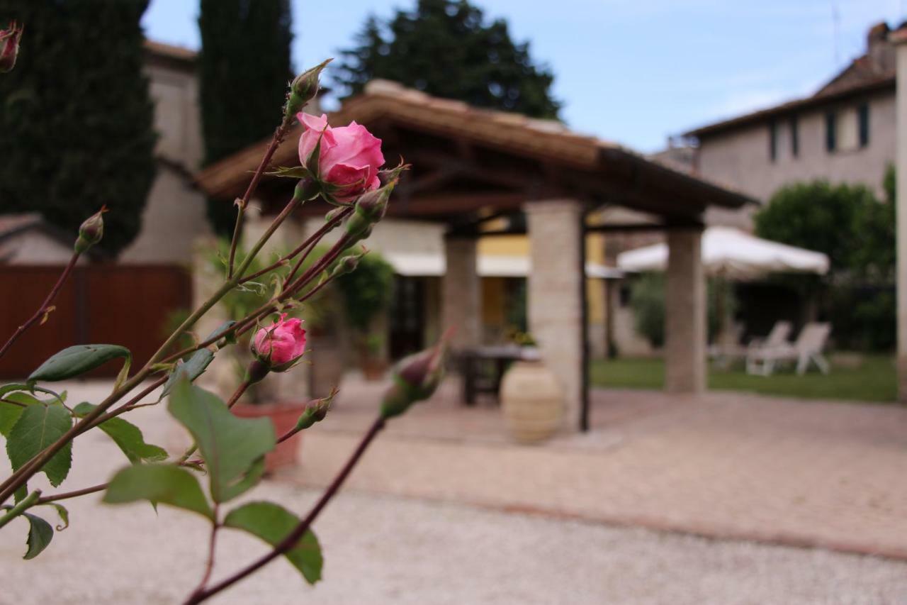 Il Cortile Delle Rose Holiday House Перуджа Экстерьер фото