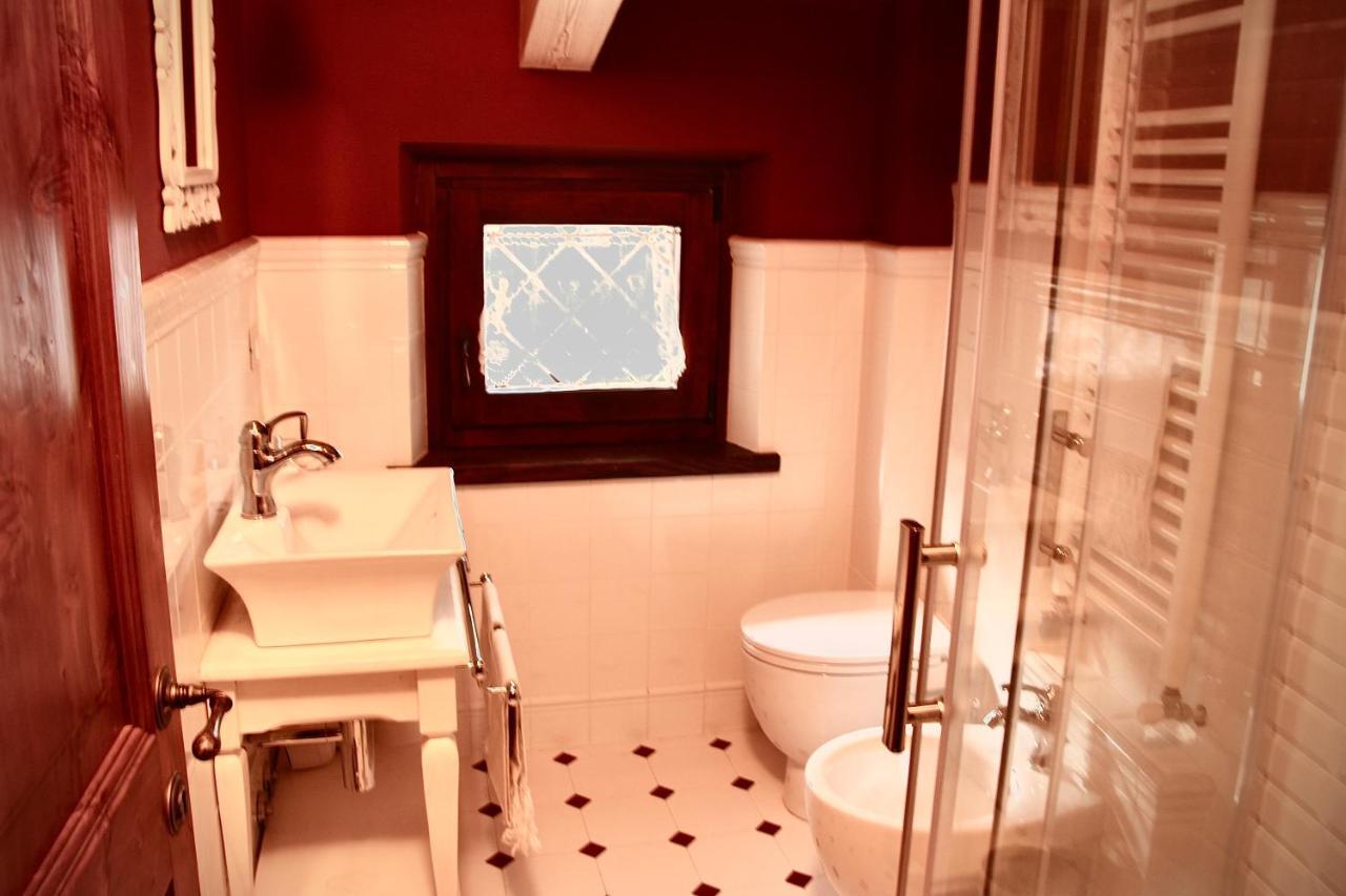 Il Cortile Delle Rose Holiday House Перуджа Экстерьер фото